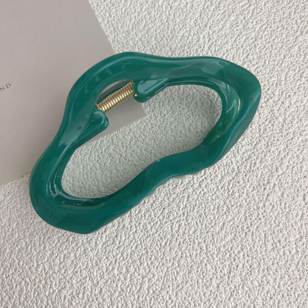 Irregular Hollow Out Hair Claws Clips Women Girls Tortoiseshell Large Crab Hair Clamps Barrettes Clips Hair Accessories Fashion