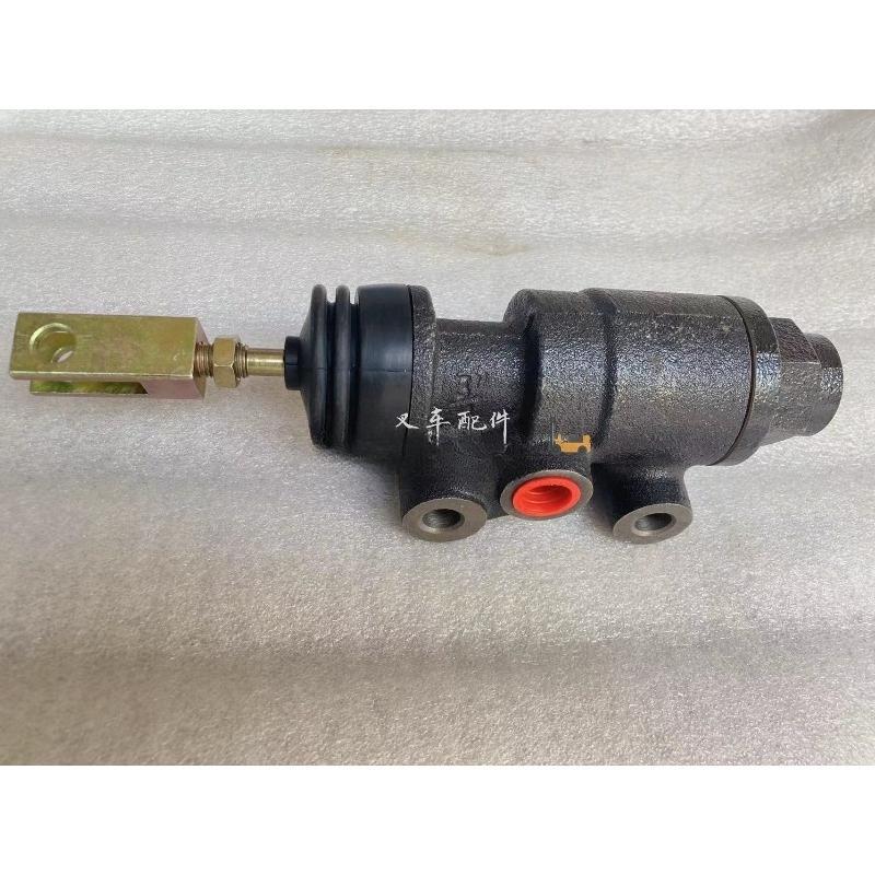 For Toyota Komatsu 3F D15 4F C7 Forklift Brake Master Cylinder 47530-U2100-71 Clutch Component