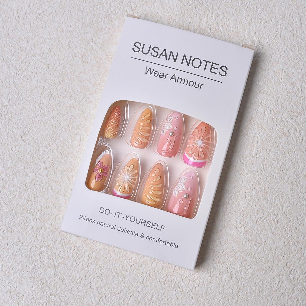 24-Piece Handmade Epoxy Flower Pearl Almond-Shape Removable Nail Art Set