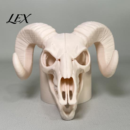 Sheep Skull Hitch Cover Cap for The Trailer Coupling, 3D Printed Ram Cover, Black/White Bone Design Truck, Recreational Vehicle Accessories Heavy-duty
