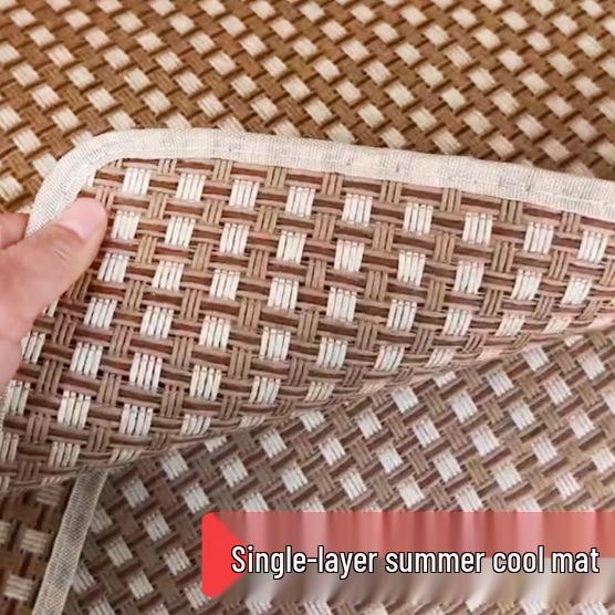 

Four Seasons Universal Pet Mat: Rabbit, Cat, Dog Sleeping Pad Size 1 (35*29 cm, up to 2 lbs)