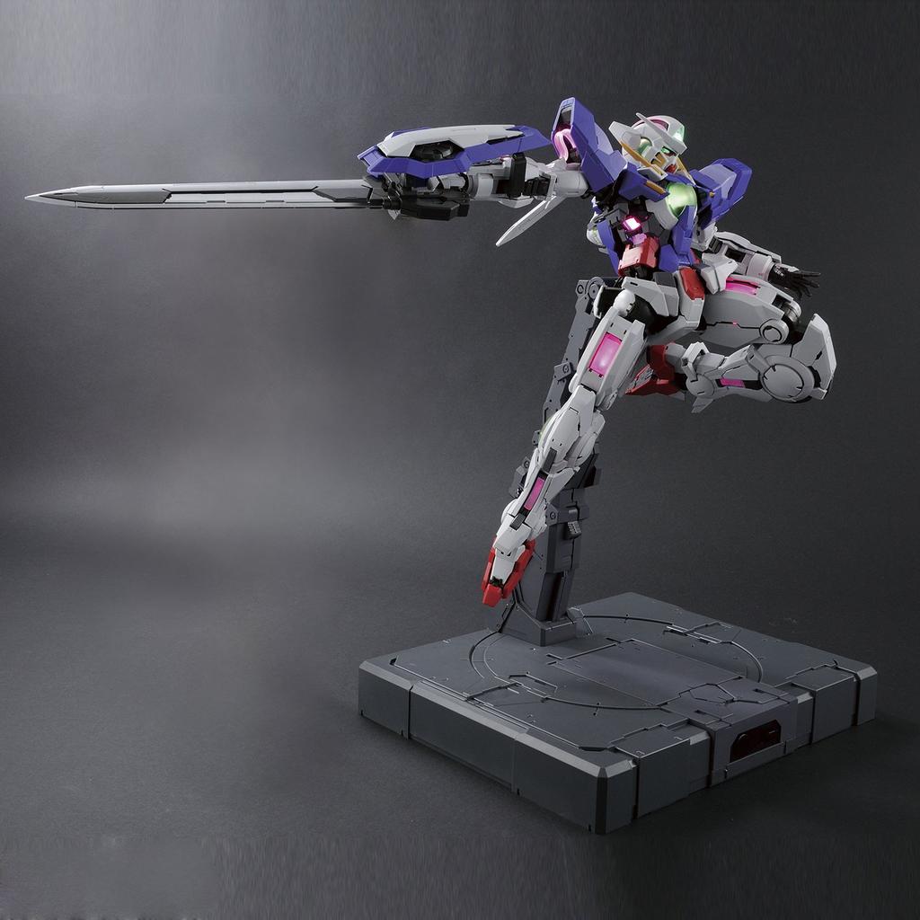PG Mobile Suit Gundam 00 Gundam Exia scale plastic model (LIGHTING MODEL) 1/60 pre-colored