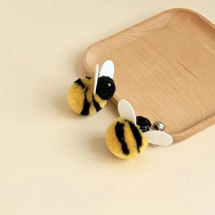 Pet Interactive Cat Toys Cute Simulation Bees Cat Teasing Sticks Interactive Toys To Relieve Boredom Cat Self Fun Pet Toys