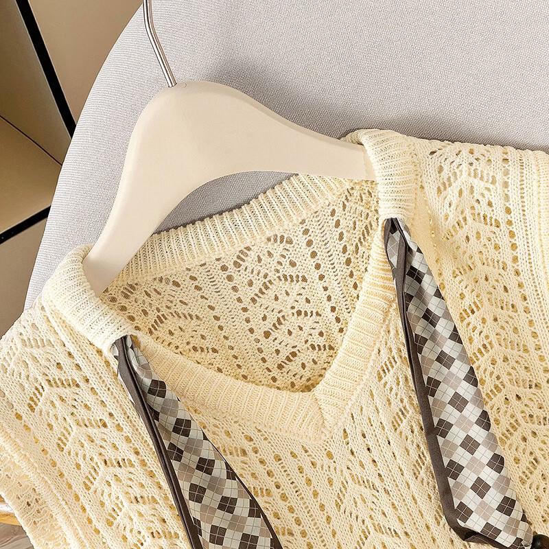 Women's French V-Neck Hollow-Out Knit Vest