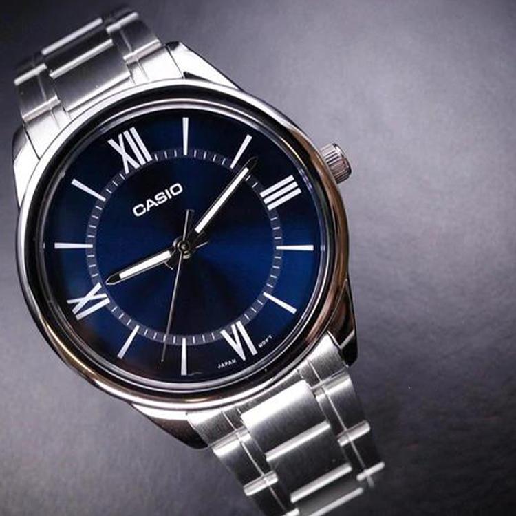 Casio Standard Series Minimalist Retro Small Round Watch Business Fashion Quartz Movement Stainless Steel Strap Men watches Blue MTP-V005D-2B5