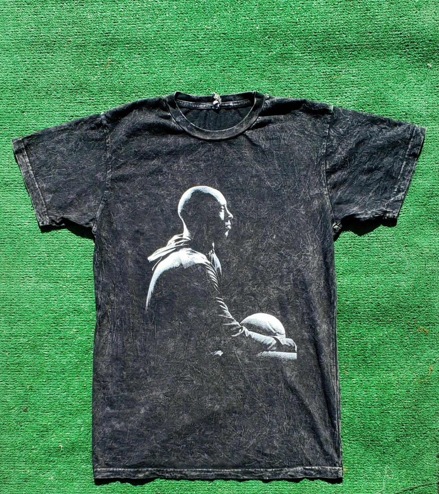 Kobe Bryant shirt vintage officially licensed S