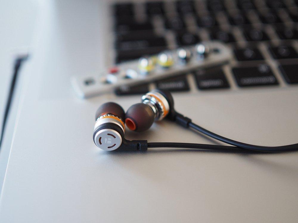 TORQUE inner ear earphones t103z v2 [] TR-0003