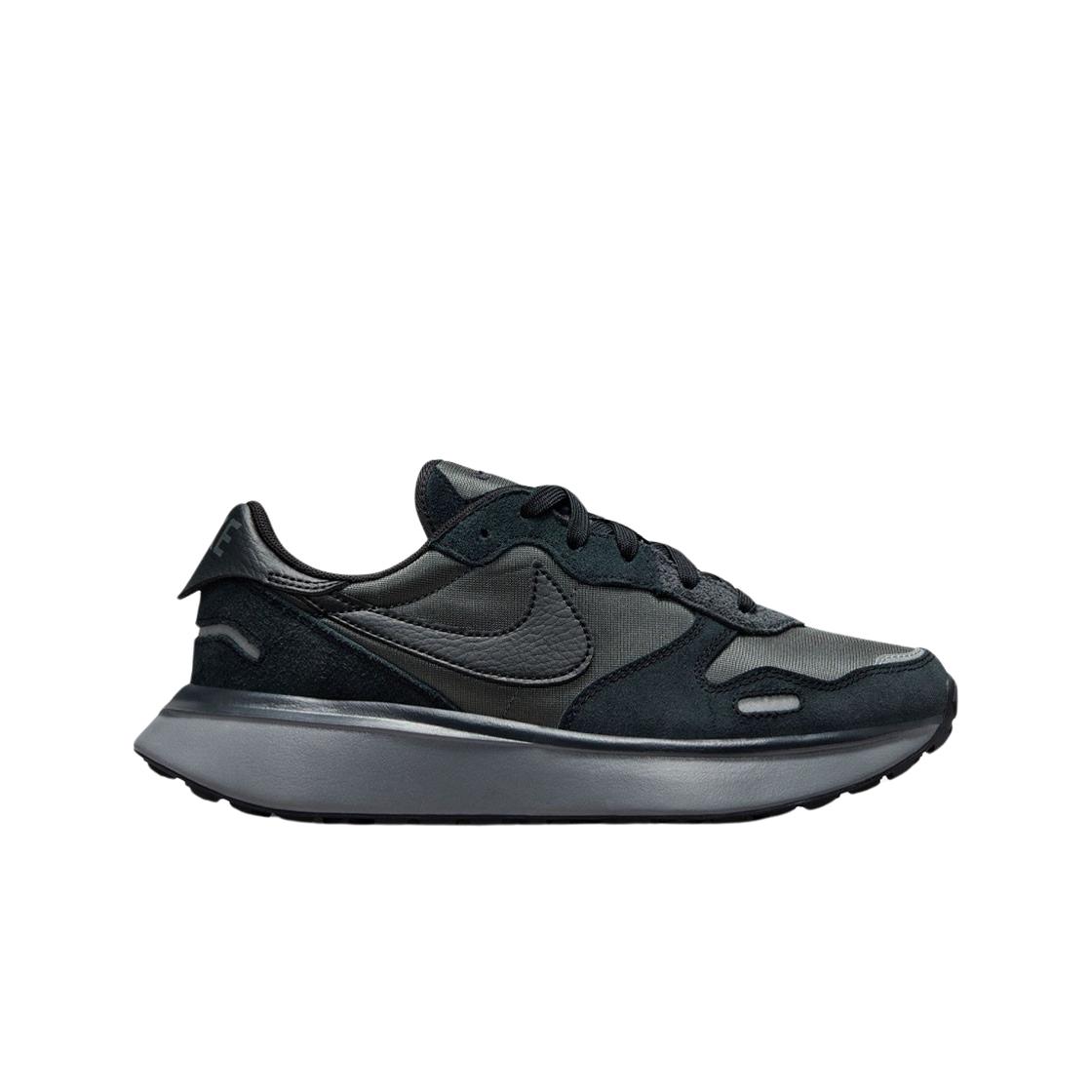 

Женские кроссовки Nike Phoenix Waffle Black and Off Noir FJ1409-001