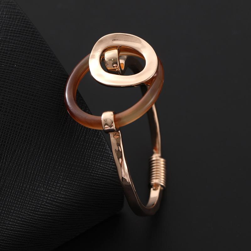 Ladies Bracelet Atmosphere Simple Fashion Sense Bracelet Geometric Alloy Jewelry