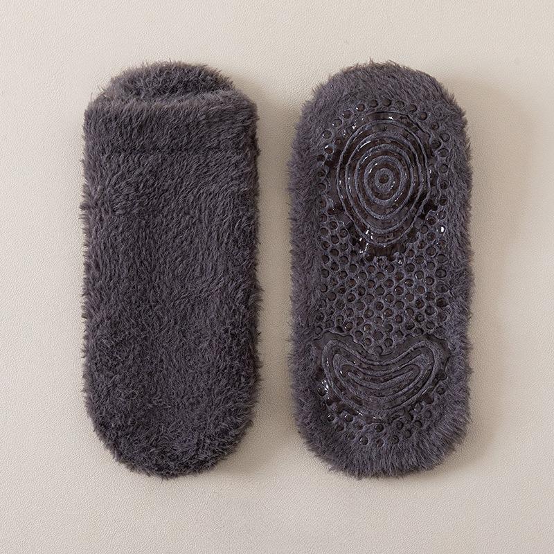 Soft Woolen Children's Thick Winter-spring Style Padded and Thick Warm Short Tube Non-slip Maternity Home Socks for Sleeping and Floor Use