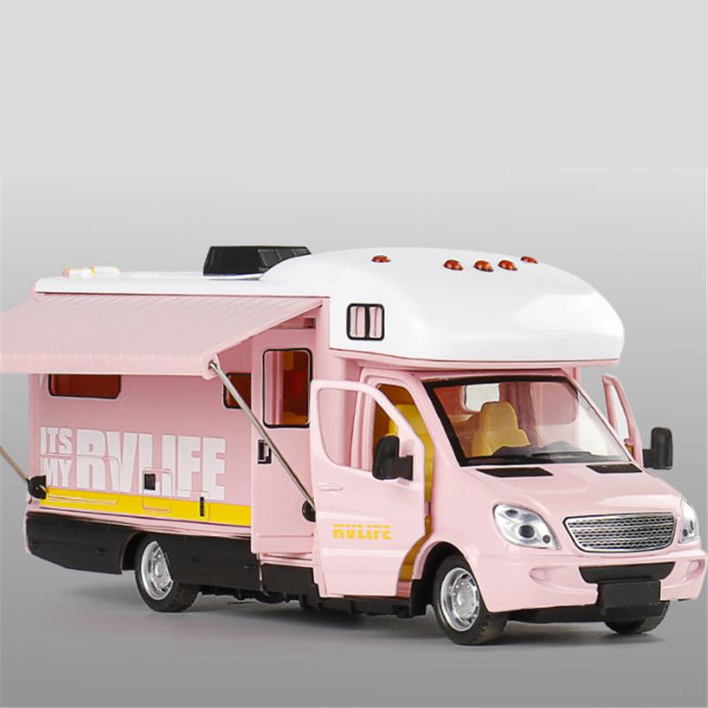 1:28 Luksusa RV (Atpūtas Transportlīdzeklis) Metāla