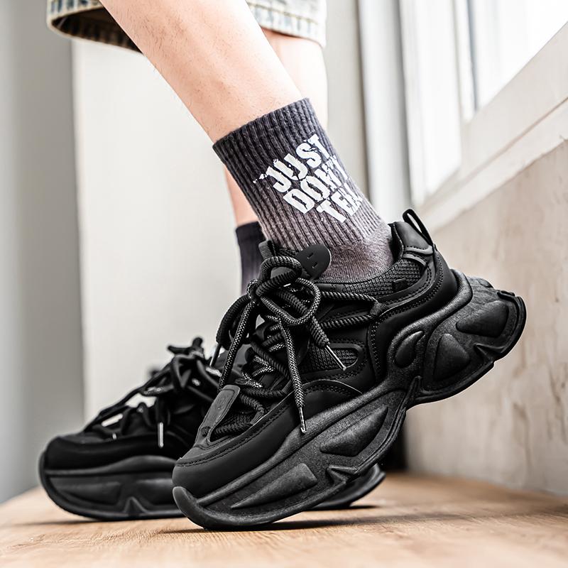 New Men's Fashion Casual Shoes Boys Students Trending Soft Sole Comfortable Sneakers Male Classic Breathable Gym Shoes