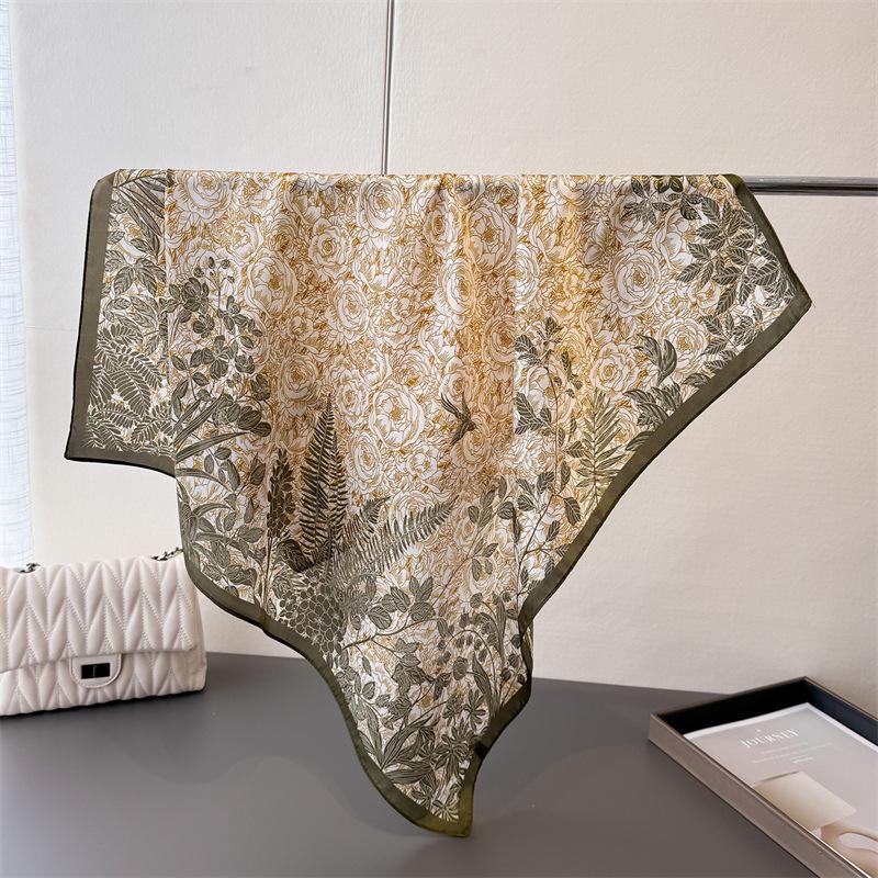 Luxury New Printed Scarves Women's Silk Scarf Spring and Summer Floral Decorations Small Neckties Hairbands Bags Wholesale