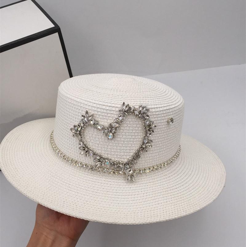 Summer Designer Heart Shape Rhinestones Chain Shiny Paper Grass Lady Fedoras Cap Women Panama Jazz Hat