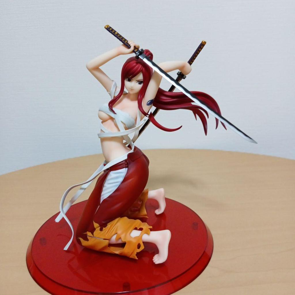 [USED] FAIRY TAIL Erza Scarlet Figure AMAKUNI