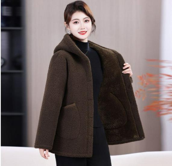 One-Piece Fashionable Winter Hooded Jacket for Middle-Aged and Elderly Women - Plus Velvet and Fleece Lined