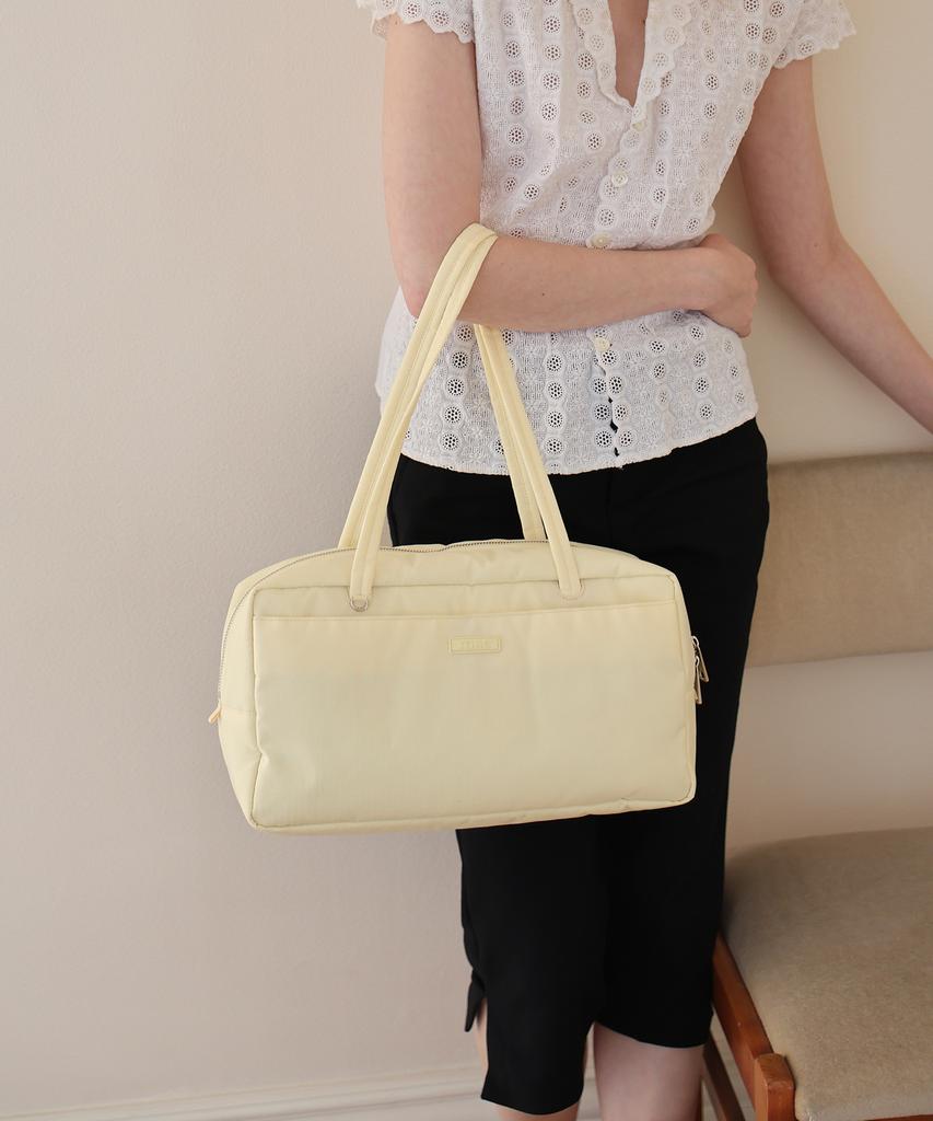 Mucu And Ebony Cozy Square Bag _ Butter