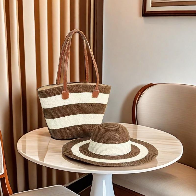 Trendy French One-Shoulder Straw Tote: Large-Capacity Woven Beach & Vacation Handbag for Women