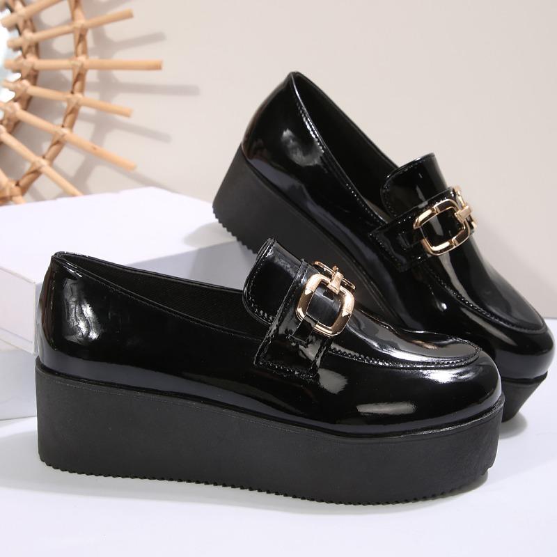 Fashion Patent Leather Single Shoes Autumn New Round Toe Deep Mouth Metal Buckle Platform Non-Slip Heeled Loafers