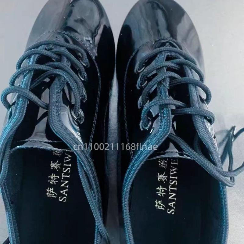 Scarpe da Danza Moderna da Uomo con Suola Morbida Pelle Verniciata Bianco e Nero Suola Morbida Scarpe da Ballo Specifiche per Competizioni di Square Dance