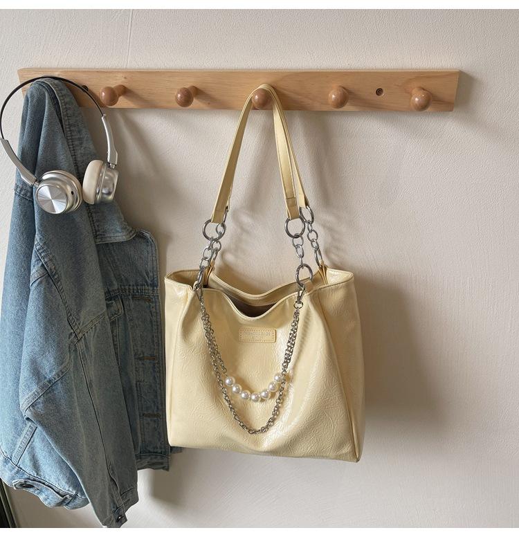 Solid Color Pu Leather Women's Shoulder Bag Sweet Pearl Chain Ladies Casual Tote Large Capacity Portable College Girls Handbags