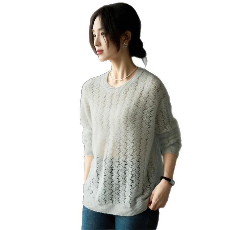 Women's Ultra-Soft 100% Wool Loose Knit Sweater - Round Neck, Comfortable & Fluffy