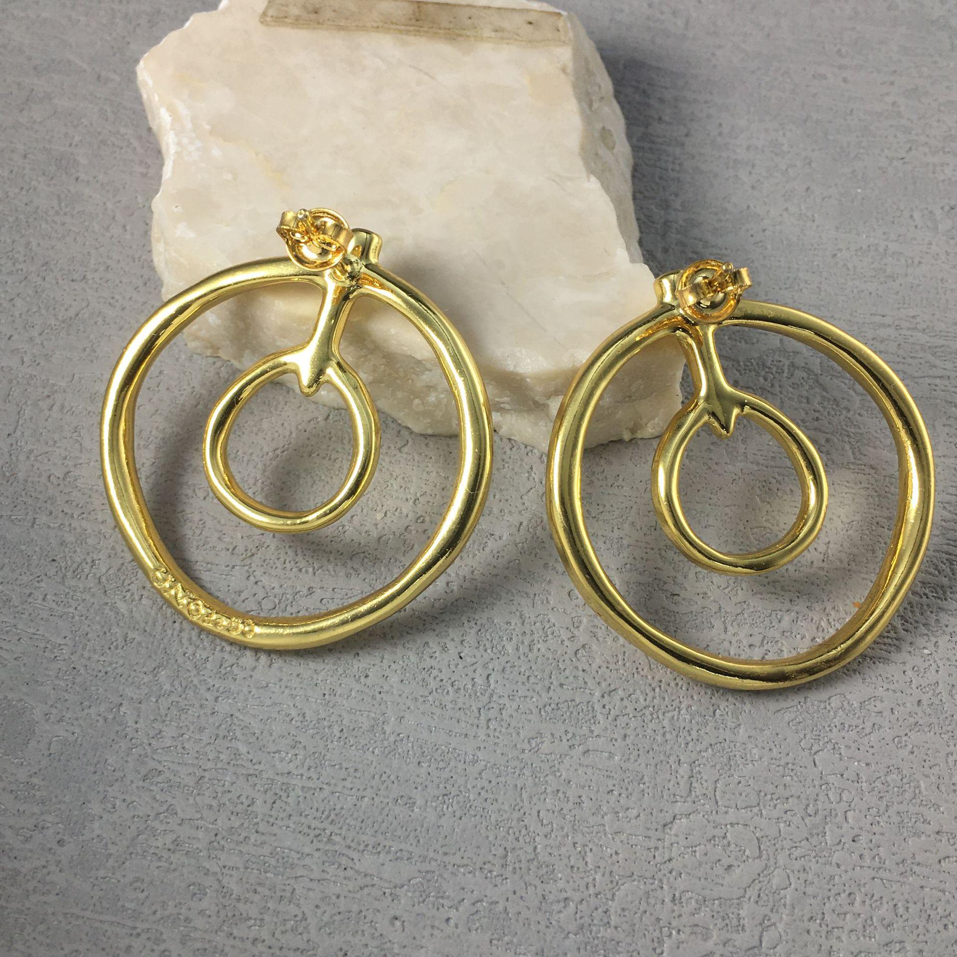 2024 UNOde50 Elegant Women s Earrings - Exquisite European & American Design, Perfect Romantic Jewelry Gift. 2