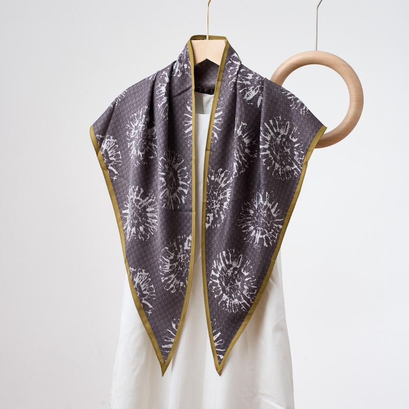 Summer Atmosphere Wearing Headscarf Twill Silk Simulation Silk Cool Diagonal Scarf Cashew Print Women's Triangle Silk Scarf