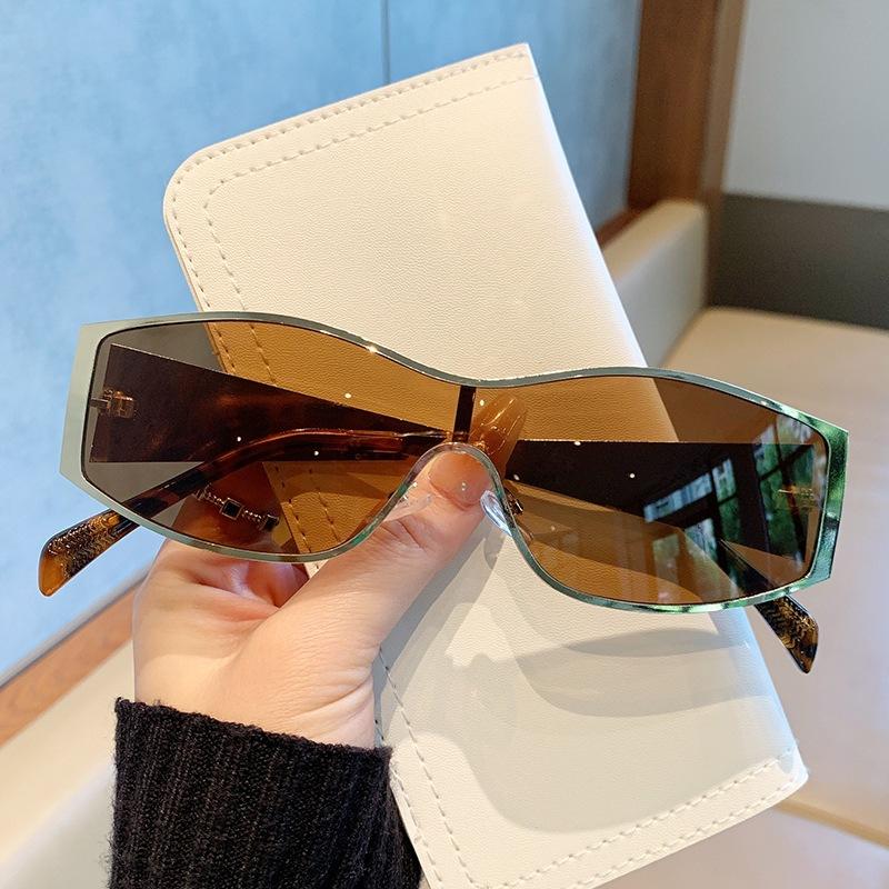 Conjoined Large Frame Sunglasses Metal Eyeglass Frame Advanced Sunglasses Bicycle Windproof Riding Sunglasses