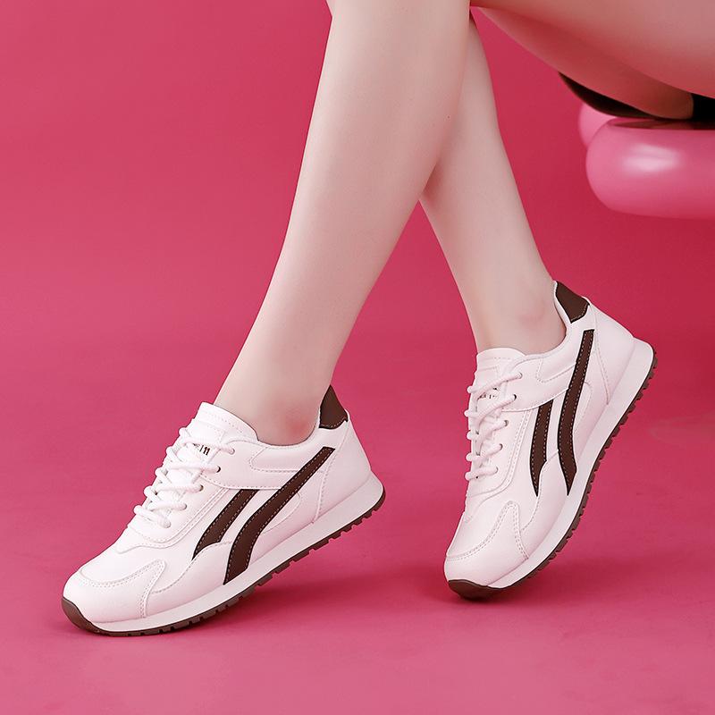 2025 little white shoes women's spring new Korean version ins female student leisure sports versatile Forrest Gump shoes street shot LF906