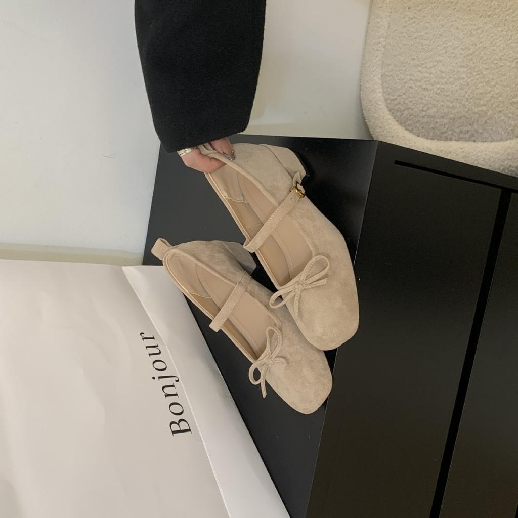 2025 autumn and winter new round head bow suede light mouth thick middle heel versatile Mary Jane women's single shoes