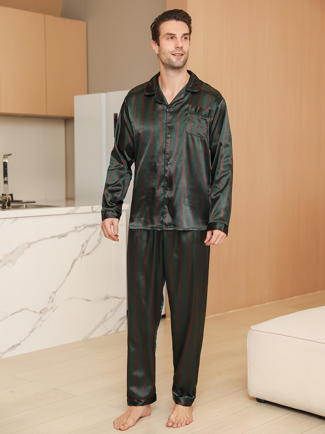 

Мужской пижамный комплект армейского зеленого цвета M армия зеленый