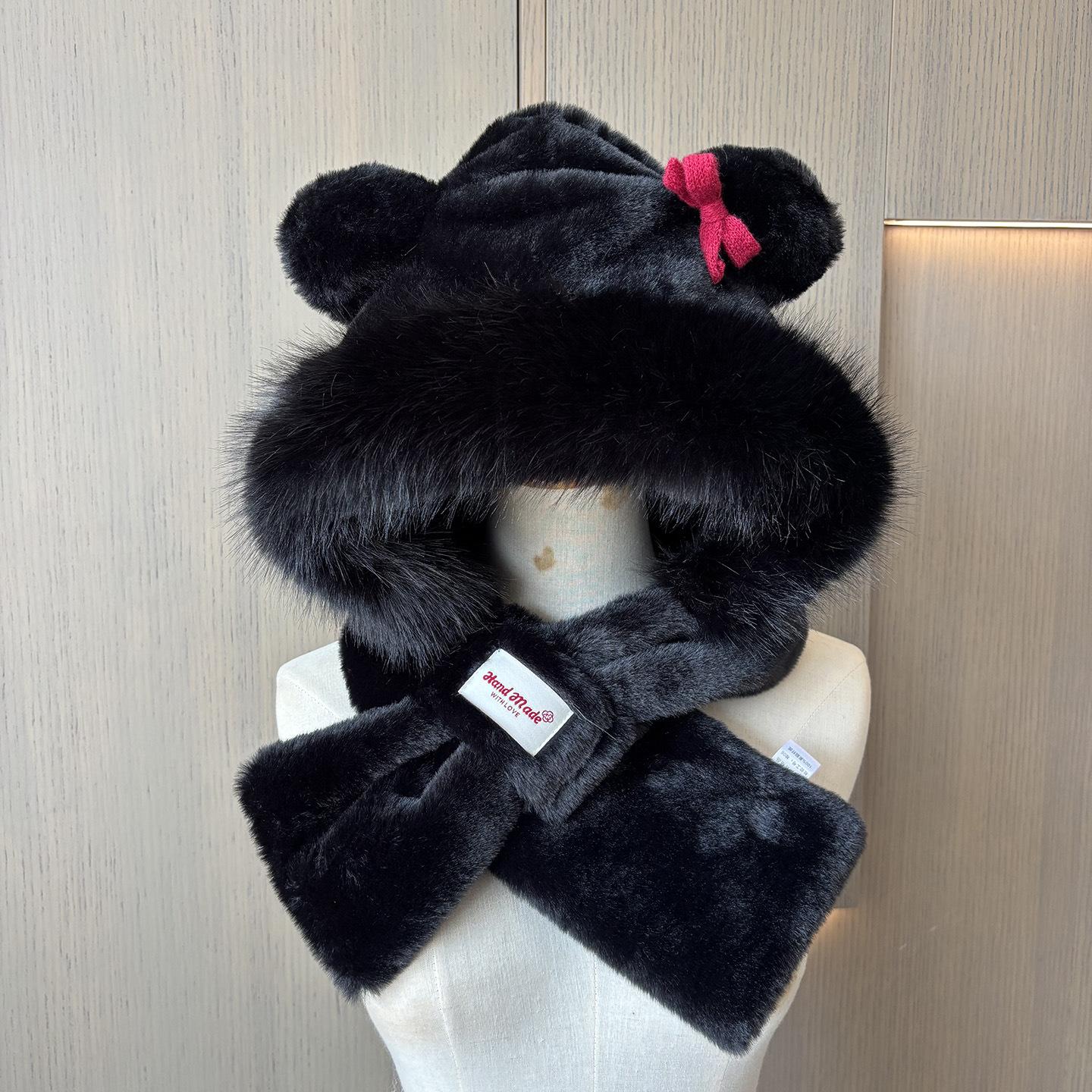 

Red Bow Cute Bear Ear Plush Hat Scarf Integrated Women S Winter Thickened Warm Riding Ear Protection Hooded One size чорний