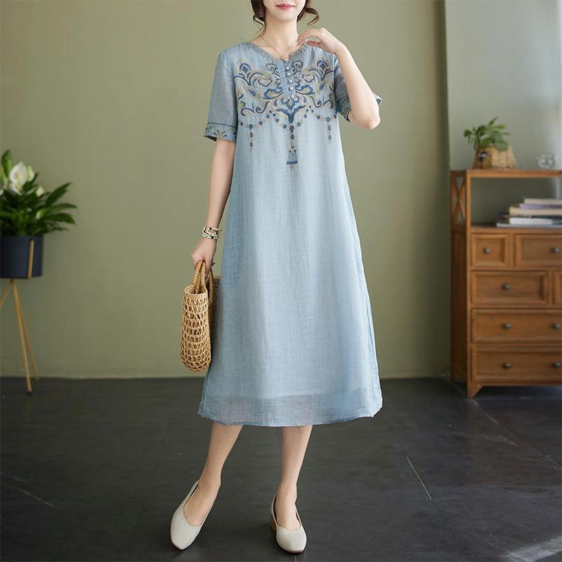 Simple and Casual Summer New Cotton and Linen Literary and Ethnic Style Embroidery Loose Short-sleeved Dress Women