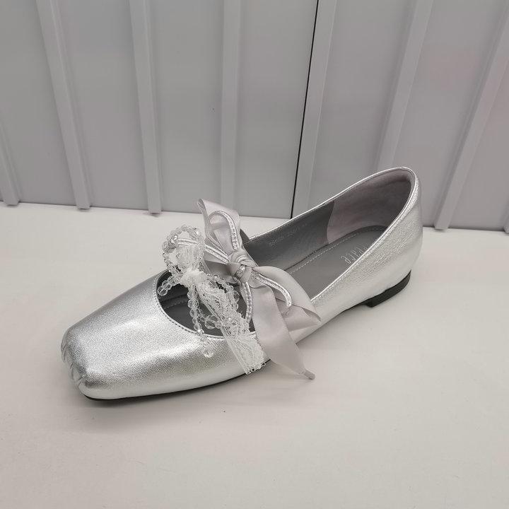 

Мода Новые модные туфли-балетки Мэри Джейн с неглубоким вырезом 40