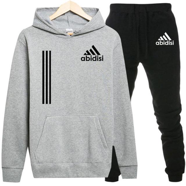 Survêtement Femme 2 Pièces Court - 70% Polyester 30% Coton - Sport/Détente