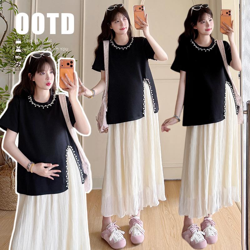 2026 Summer Sweet Two-Piece Maternity Set: Fashion Slit Short-Sleeve T-Shirt + Skirt M
