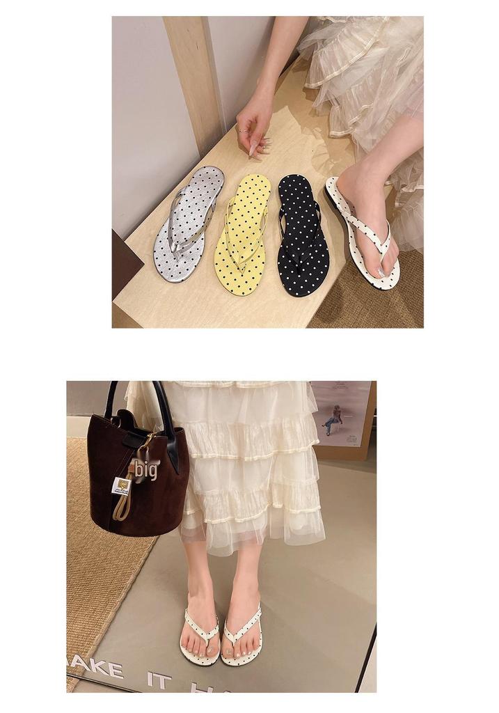 Korean Polka Dot Flip-Flops - Soft, Non-Slip Women's Sandals for Summer Style & Outdoor Wear