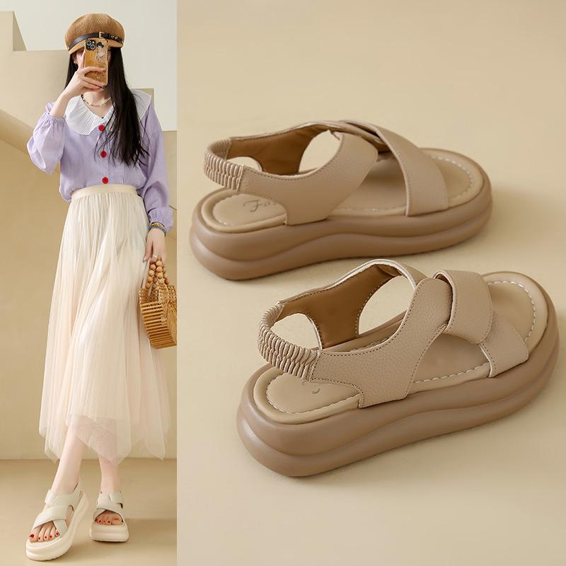 Internet celebrity platform sandals women wear 2025 summer new ins trendy fashion versatile and thin skirt muffin shoes