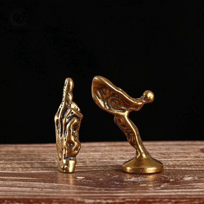 Copper Trophy Figurines Hand with Erect Middle Finger Up Statue Punk Style Vintage Brass Hand Mini Ornaments Office Decoration