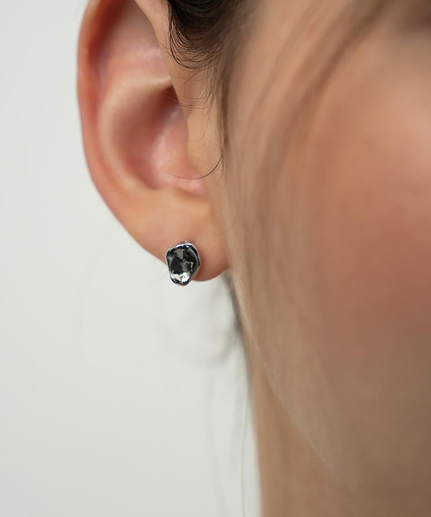 S'Secondo Liu Melted Drop Stud Earrings