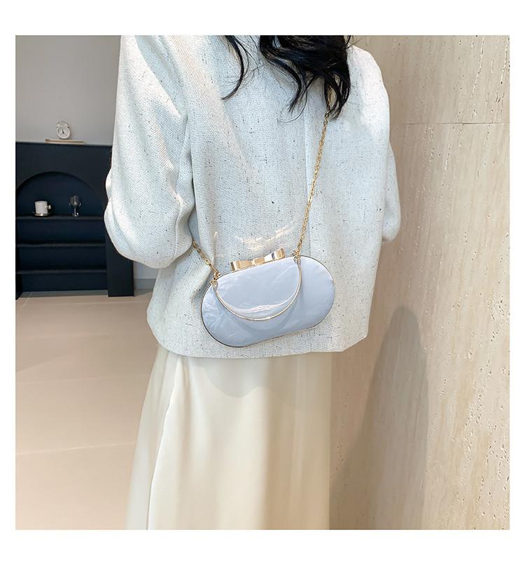 Trendy Circular Bag With Chain Strap For Women Street-style Shoulder Bag
