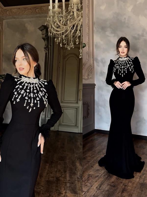 2025 Black High Neck Hot Drill Feather Bodycon Bandage Dress with Long Sleeves.