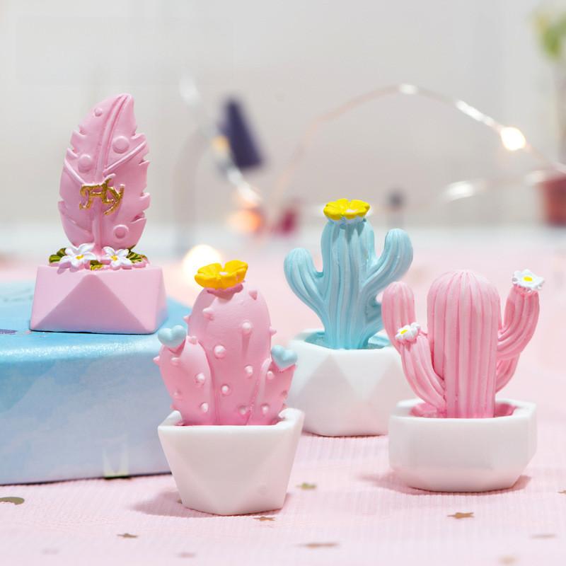 Adorable Miniature Cactus Decoration Resin Office Desk Plant Figurine Love Blue