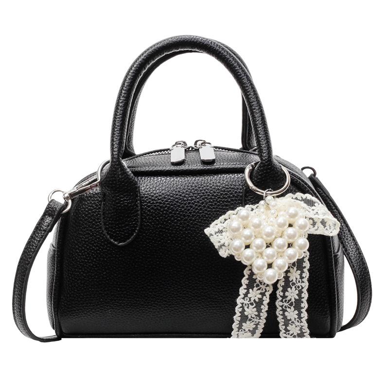 Korean Version of Simple and Gentle Wind Super Fire Solid Color Portable Bowling Bag Women's Versatile Fashion Temperament Commuter Messenger Bag