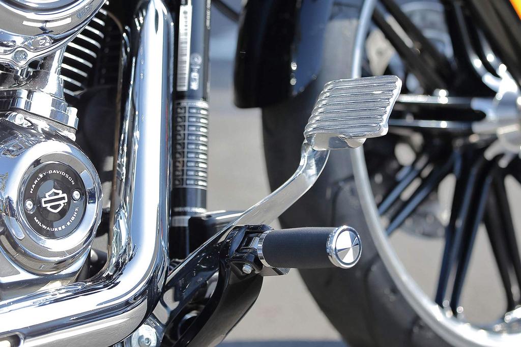 Kijima Motorcycle Bike Parts Brake Pedal Cover Polished FX Softail Dyna - 00Y- / 06Y- HD-05238