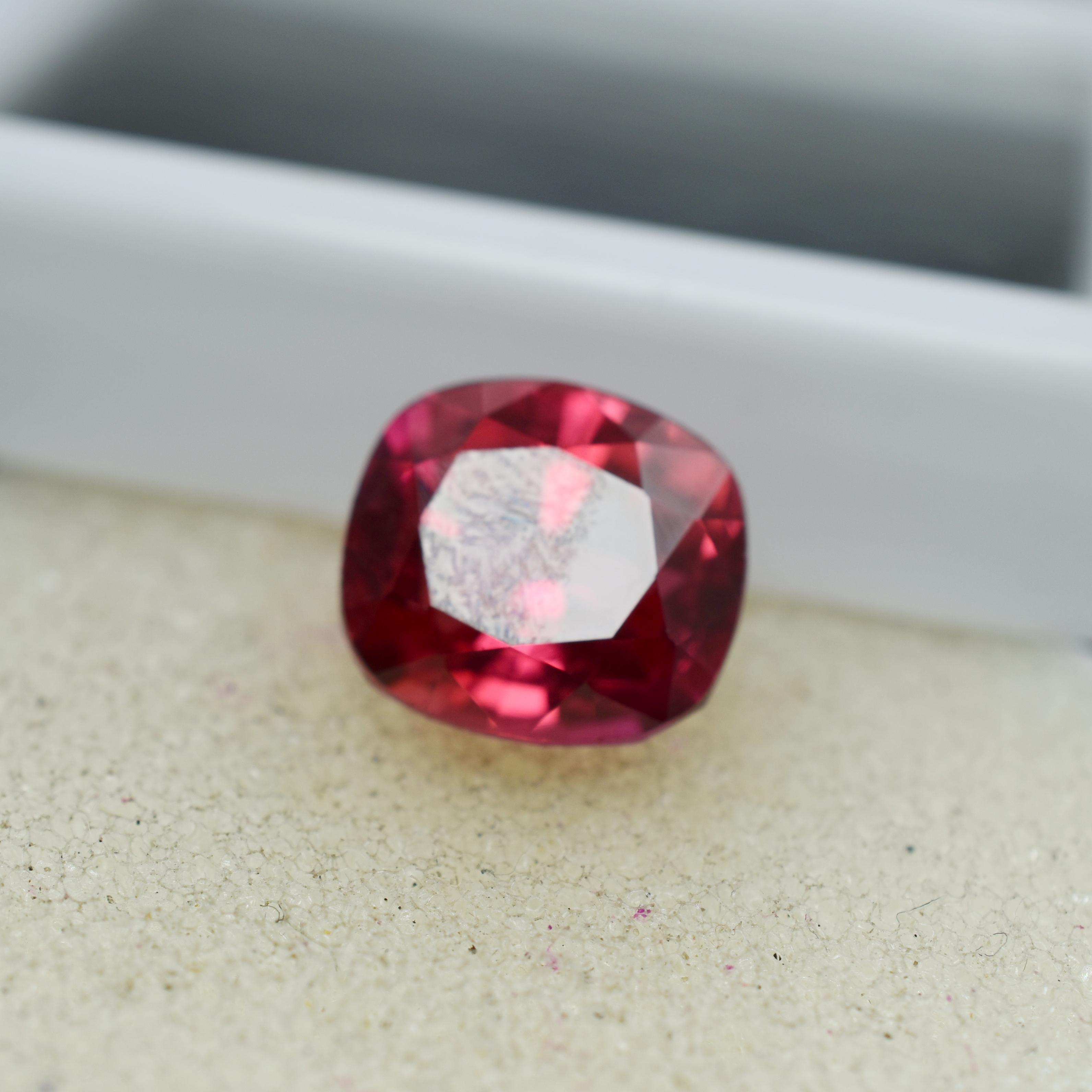 

Natural Square Cushion Cut CERTIFIED 5.60 Ct Red Ruby Loose Gemstone For Ring M-819-Ra 9 mm approx червоний