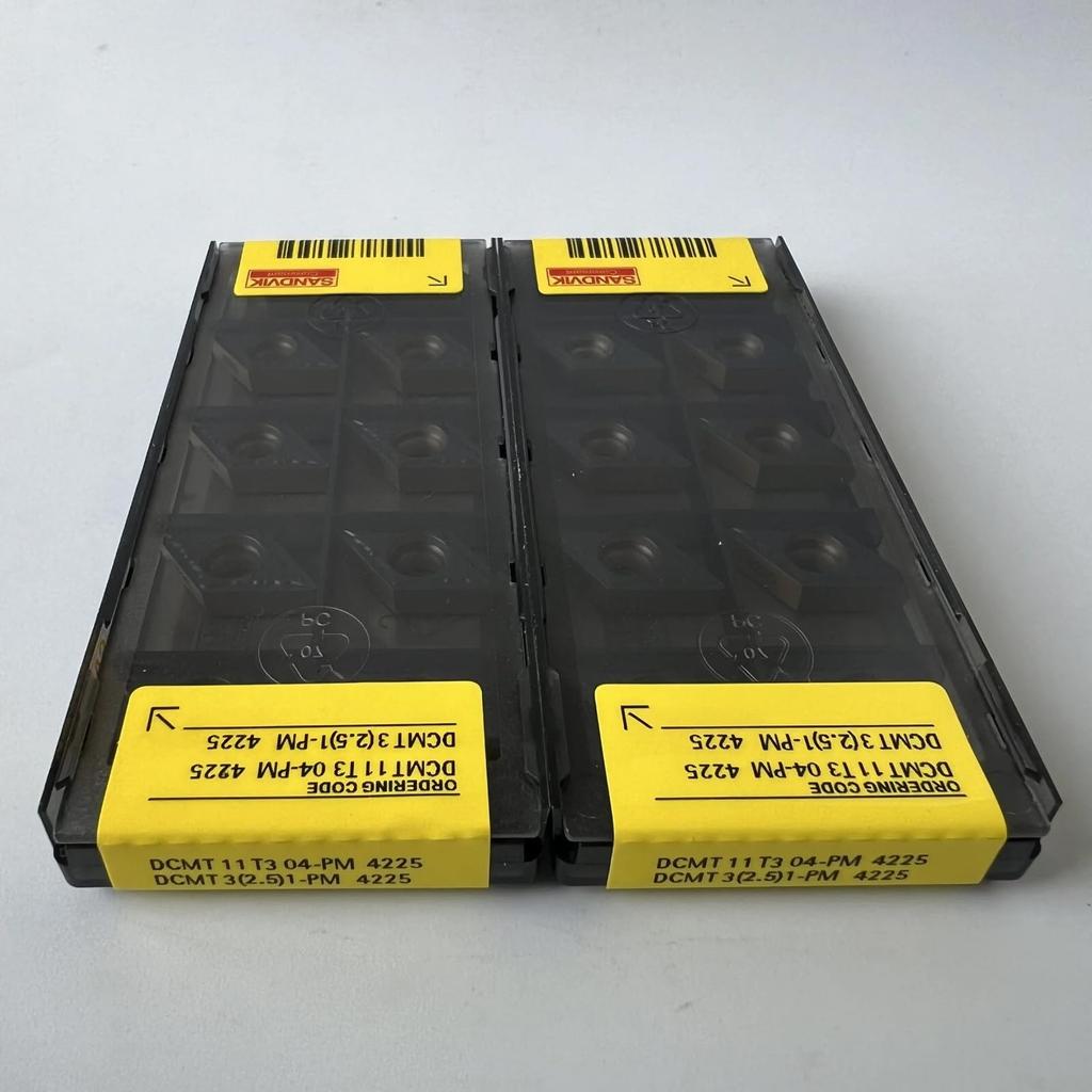 Original Sandvik / DCMT11T304-PM 4225  / CNC lathe carbide blade 10 PCS