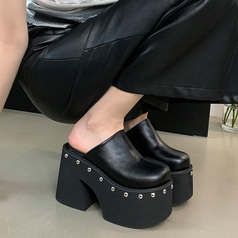 2025 Autumn and Winter New Fashion Versatile High Heel Muffin Thick Bottom Thick Heel Waterproof Table Rivet Bag Head Drag