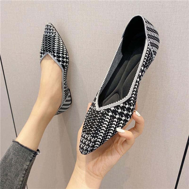 Samma Enkla Skor Dam År Stickade Vävda Skor Flygande Stickade Äggrulle-skor Platta Möss-skor